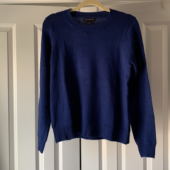 NWT Banana Republic Crew Neck Sweater - Picture 12 of 13